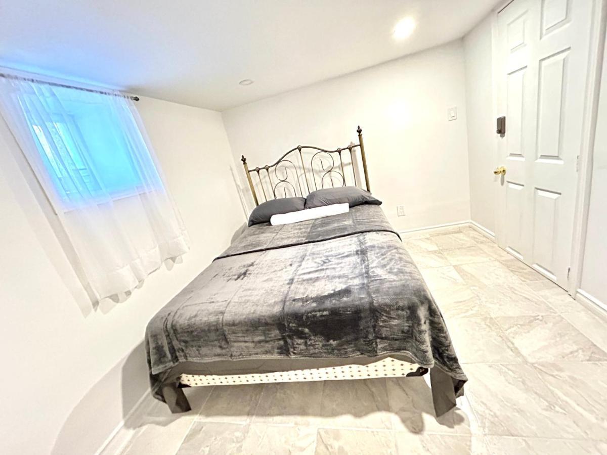 Aubin Paradise Housing Windsor Extérieur photo